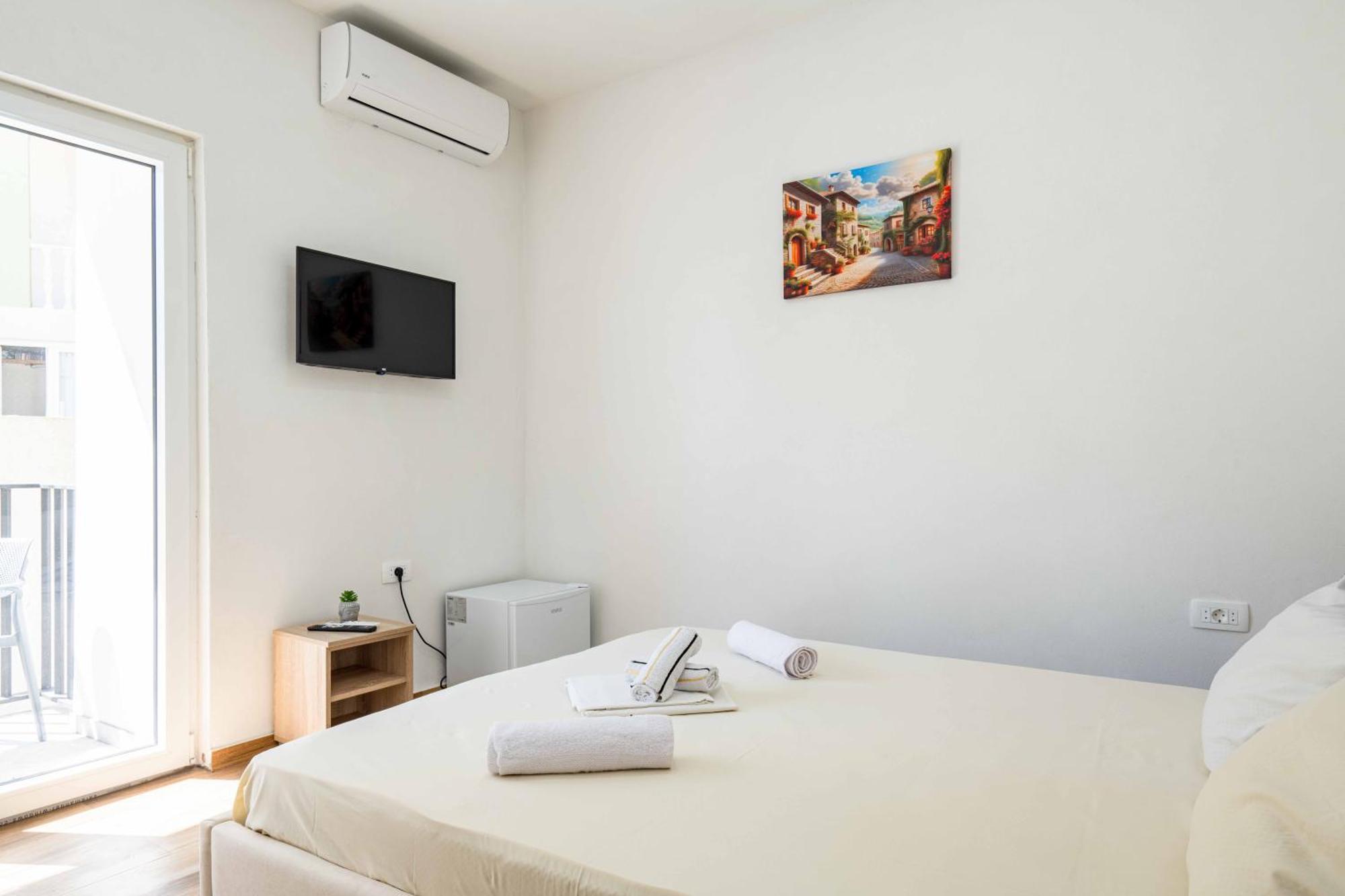 Sumice Inn Petrovac Екстер'єр фото